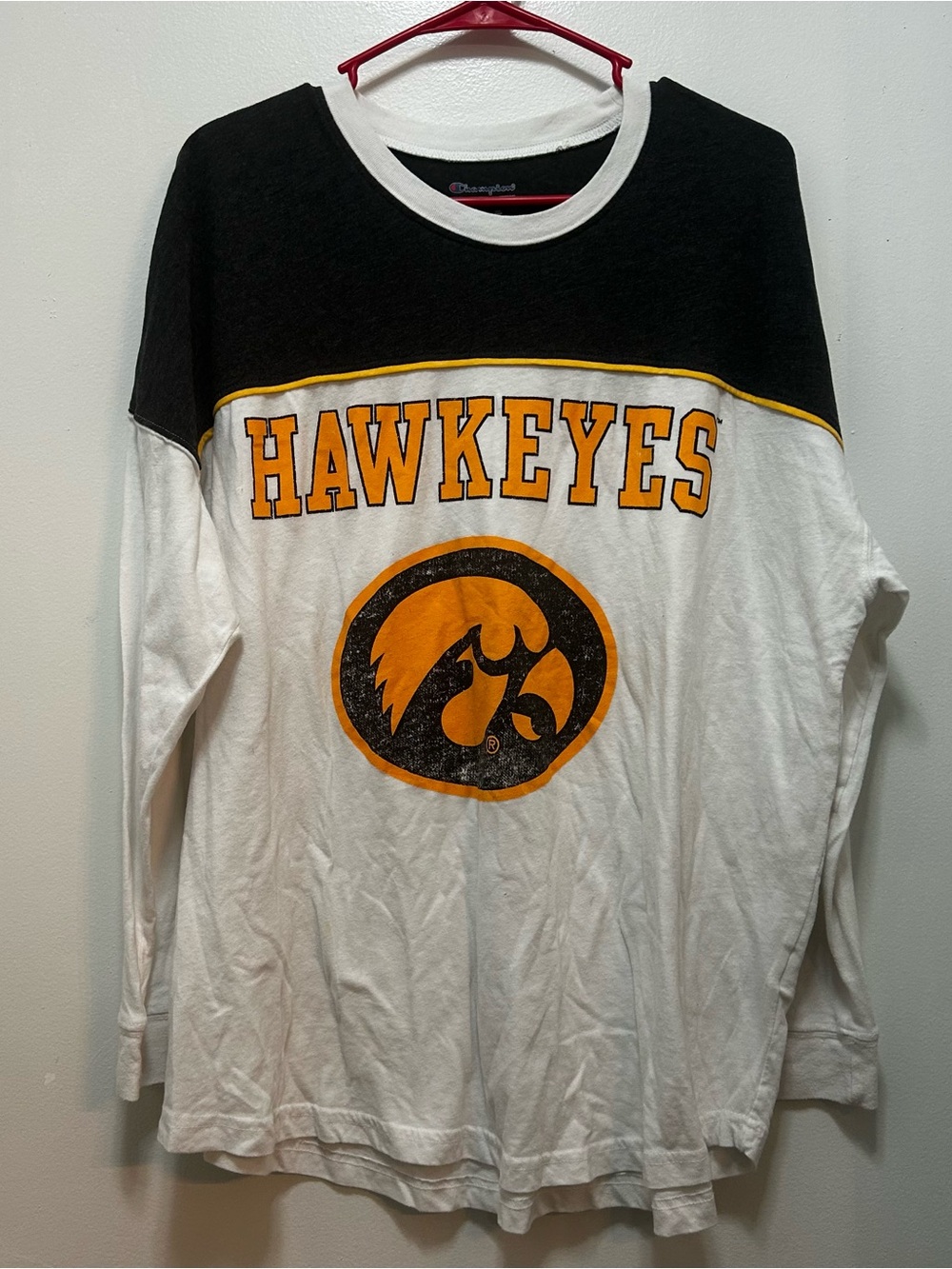 Champion Black‎ White Yellow "Hawkeyes" Long Sleeve Tee